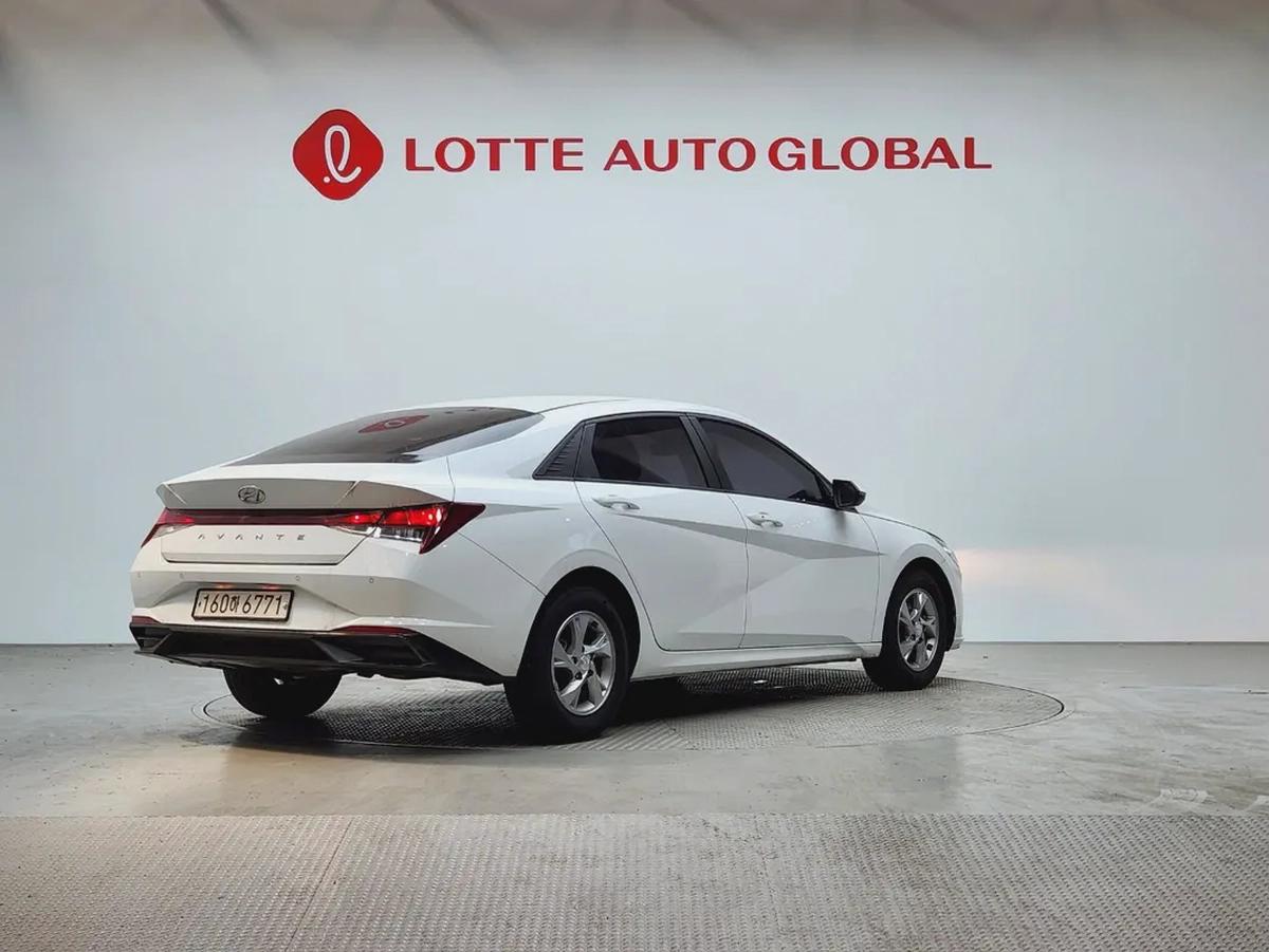 Hyundai Avante 2021 - Korean Specs - GCC Resale-3-3