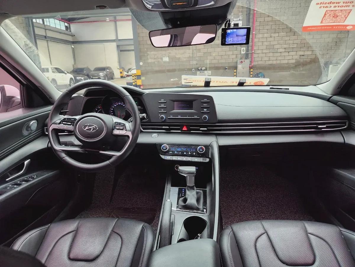 Hyundai Avante 2021 - Korean Specs - GCC Resale-9-9
