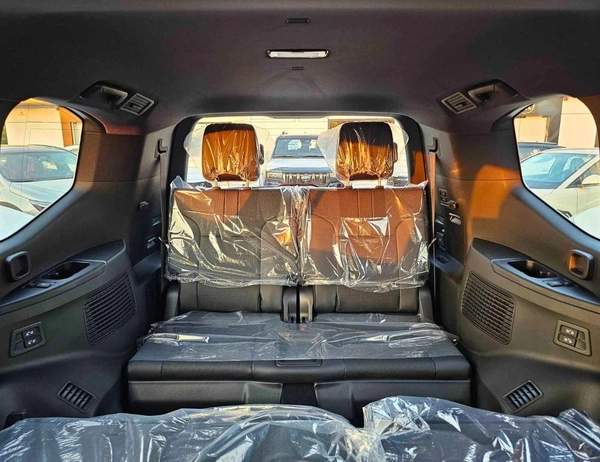 Toyota Land Cruiser VX HYBRID / 3.5L V6 PETROL /RADAR/BIG DVD/JBL SPKRS/COOL BOX