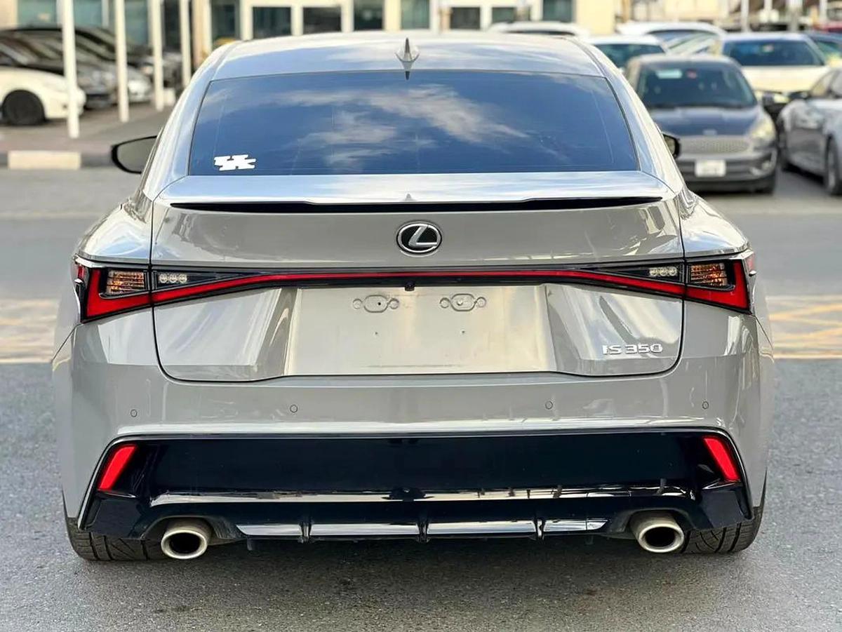 Lexus is350 f-sport Model 2024-2-2