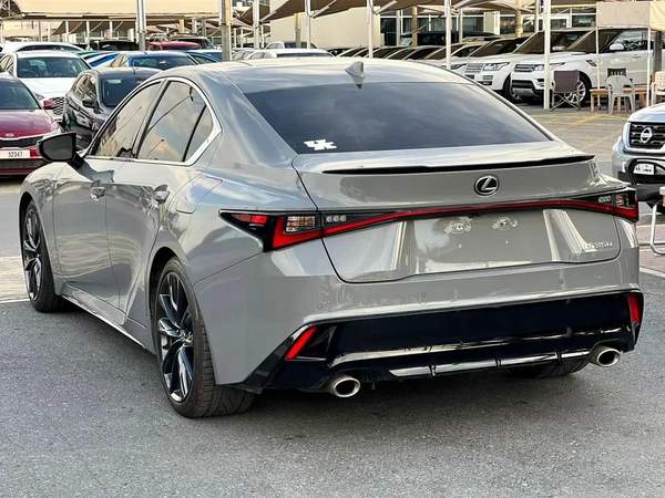 Lexus is350 f-sport Model 2024