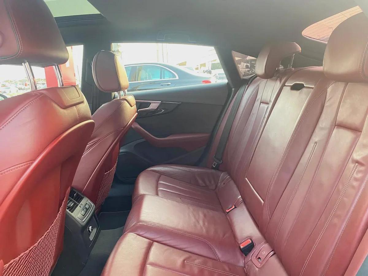 (2018) AUDI // A5 //GCC//FULL OPTION//LOW MILLAGE//ORIGINAL PAINT//EXCELLENT CONDITION//-7-7