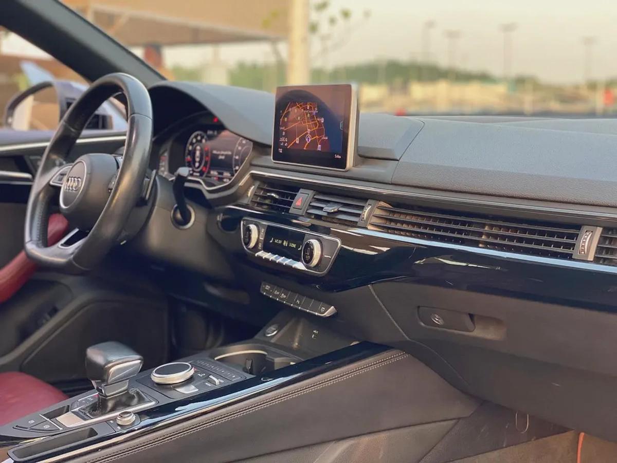 (2018) AUDI // A5 //GCC//FULL OPTION//LOW MILLAGE//ORIGINAL PAINT//EXCELLENT CONDITION//-11-11