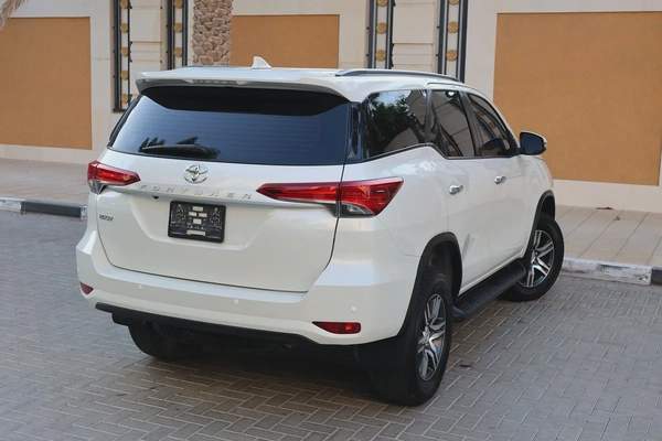 Toyota Fortuner-2021-89000KM-GCC SPECS-EXCELLENT CONDITION