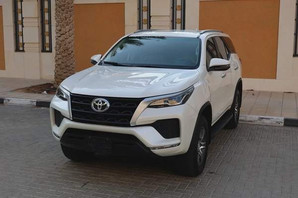 Toyota Fortuner-2021-89000KM-GCC SPECS-EXCELLENT CONDITION