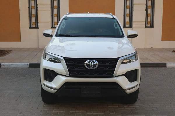 Toyota Fortuner-2021-89000KM-GCC SPECS-EXCELLENT CONDITION