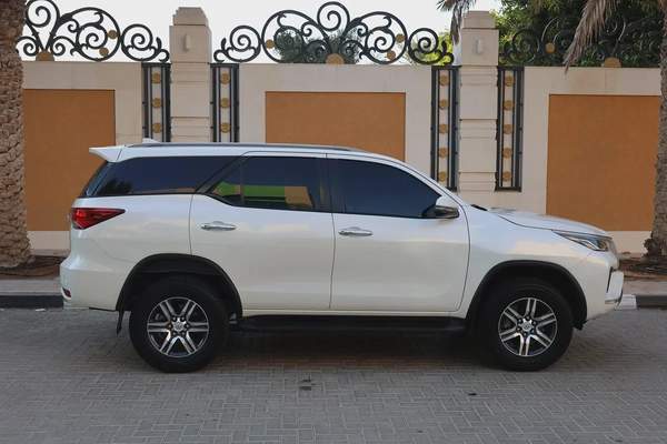 Toyota Fortuner-2021-89000KM-GCC SPECS-EXCELLENT CONDITION