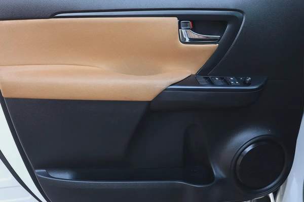 Toyota Fortuner-2021-89000KM-GCC SPECS-EXCELLENT CONDITION