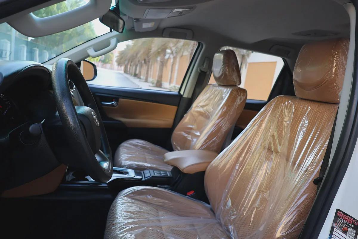 Toyota Fortuner-2021-89000KM-GCC SPECS-EXCELLENT CONDITION-12-12