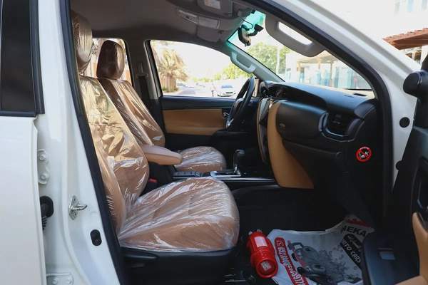 Toyota Fortuner-2021-89000KM-GCC SPECS-EXCELLENT CONDITION