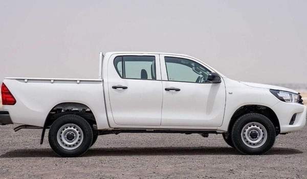 Toyota Hilux GL 2.4L Double Cab Utility