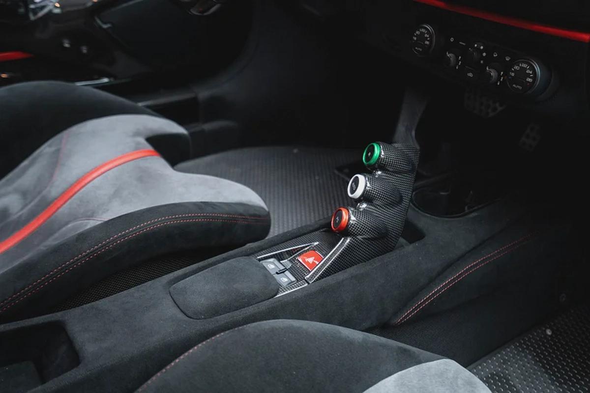 2019 FERRARI 488 PISTA | MAIN DEALER SERVICE-14-14