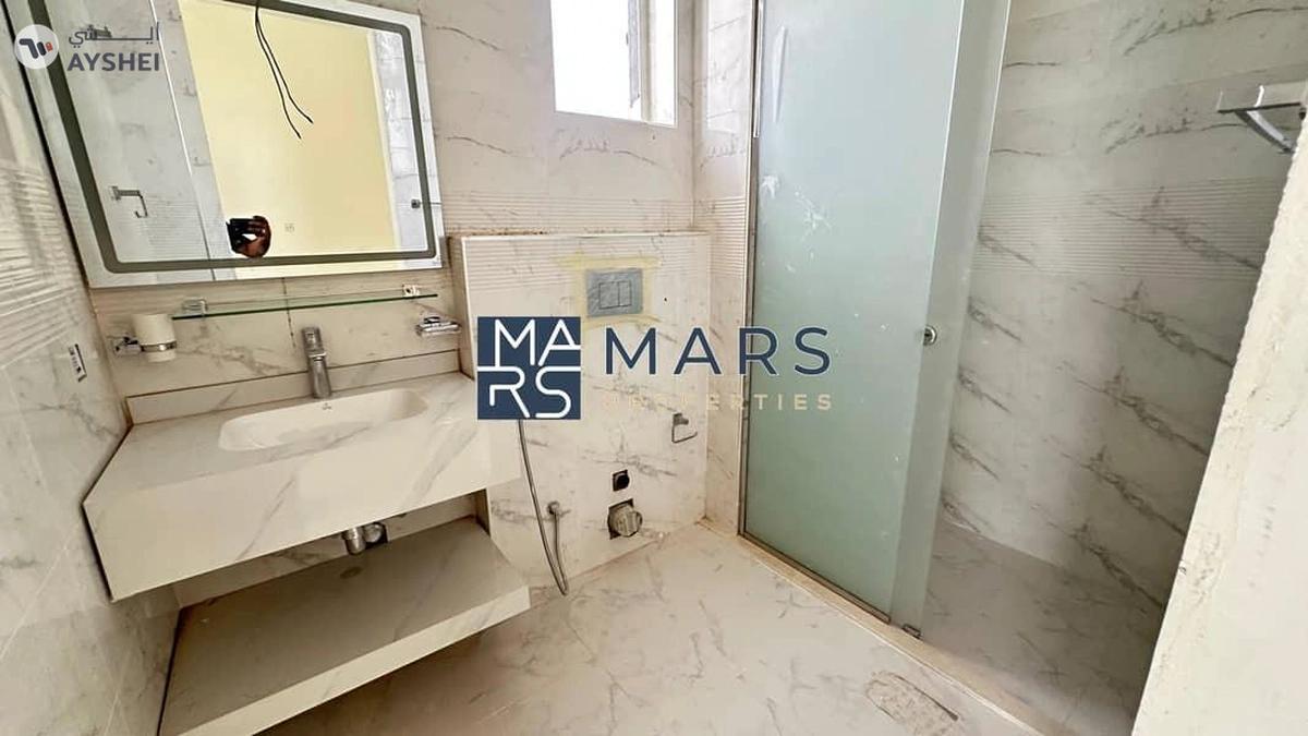 Brand new 5 bedrooms luxury villa with driver room for rent in Hoshi Sharjah for 175,000 AED yearly-9-9