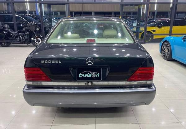Mercedes-Benz 500 SEL