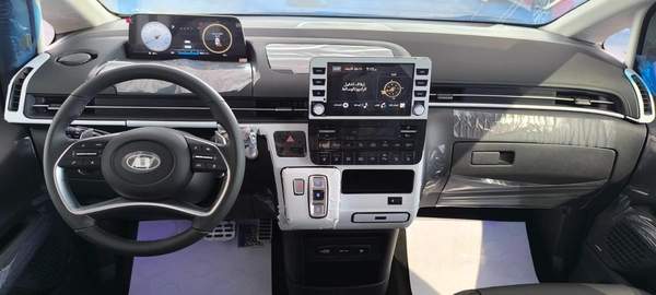 Hyundai Staria 2025 Diesel | 9 Seater Luxury | GCC Specs | Ready to Drive