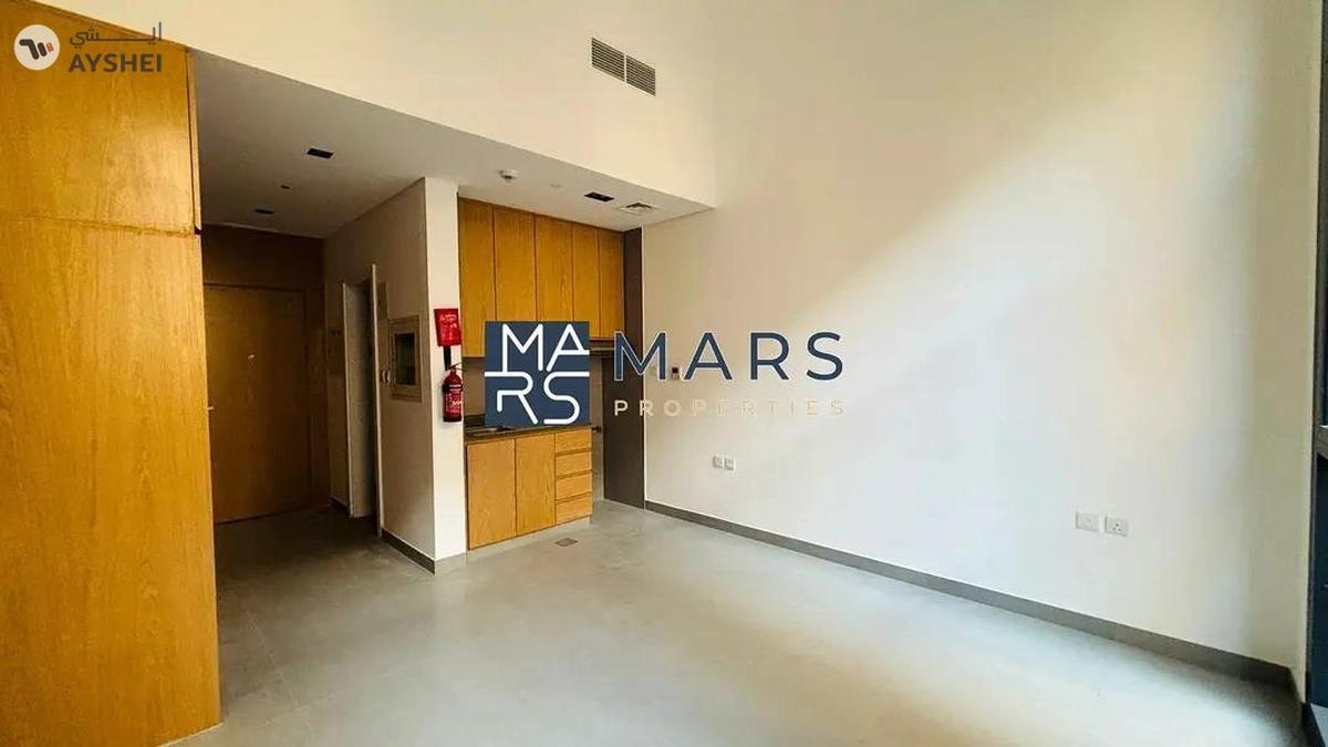 Brand New Studio! Ideal Location, Great Price!-9-9