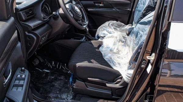 Suzuki Ertiga SUZUKI ERTIGA 1.5L GLX AT 2025