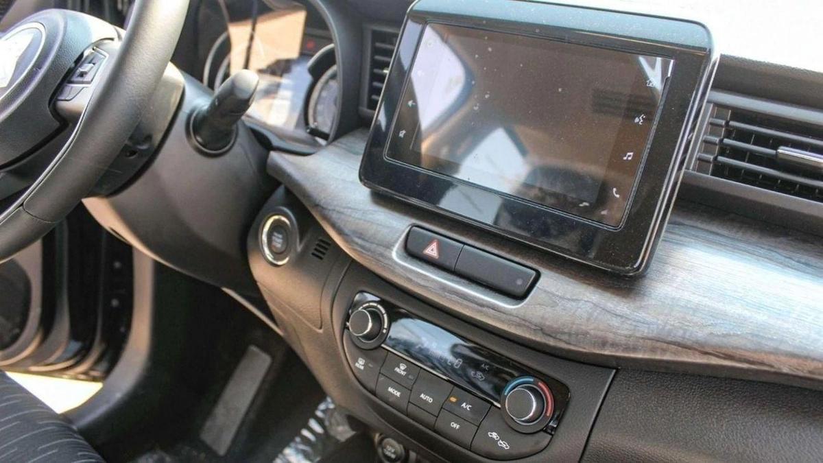 Suzuki Ertiga SUZUKI ERTIGA 1.5L GLX AT 2025-15-15
