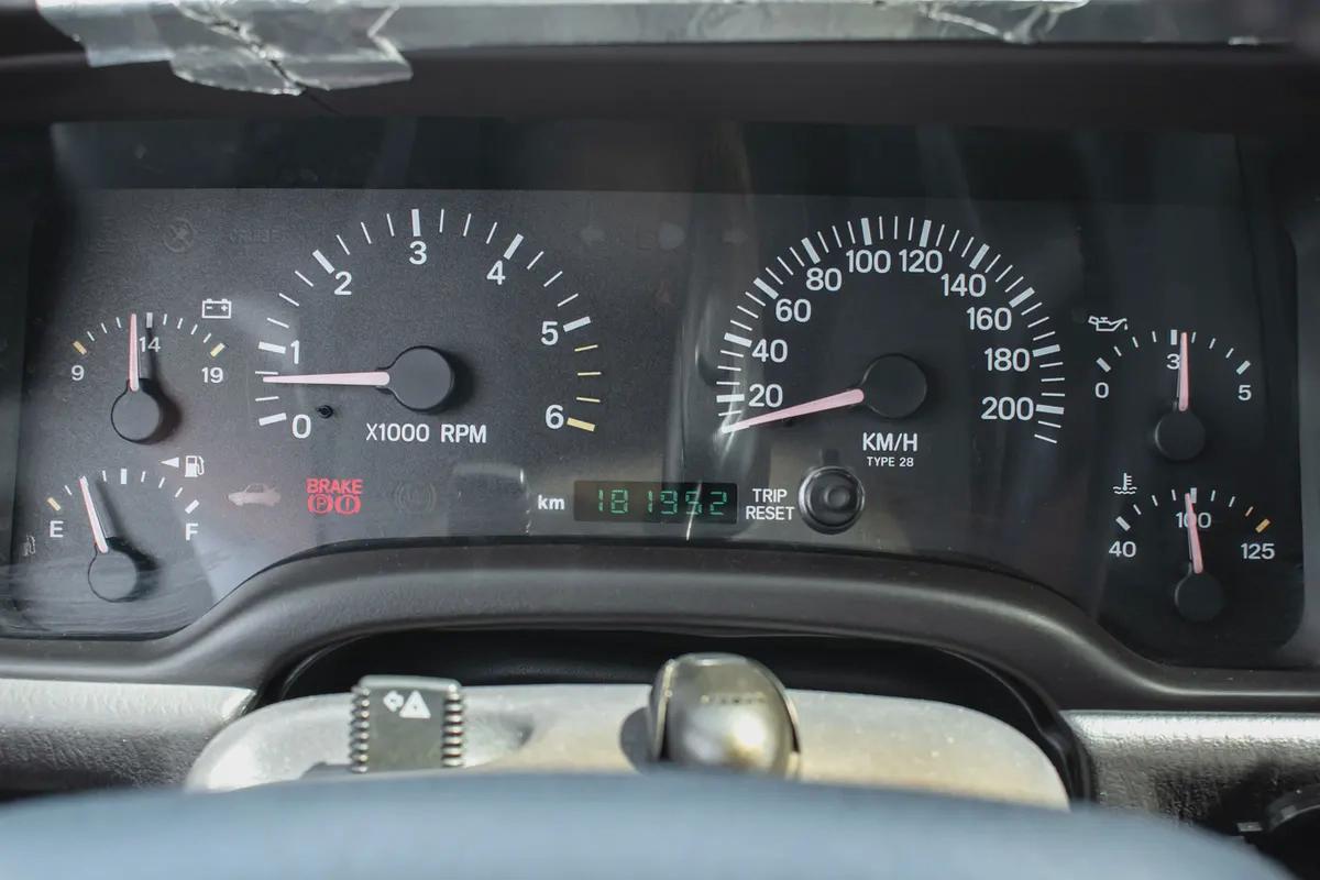 2001 - JEEP CHEROKEE - JAPAN IMPORTED - 181,000 KM-8-8