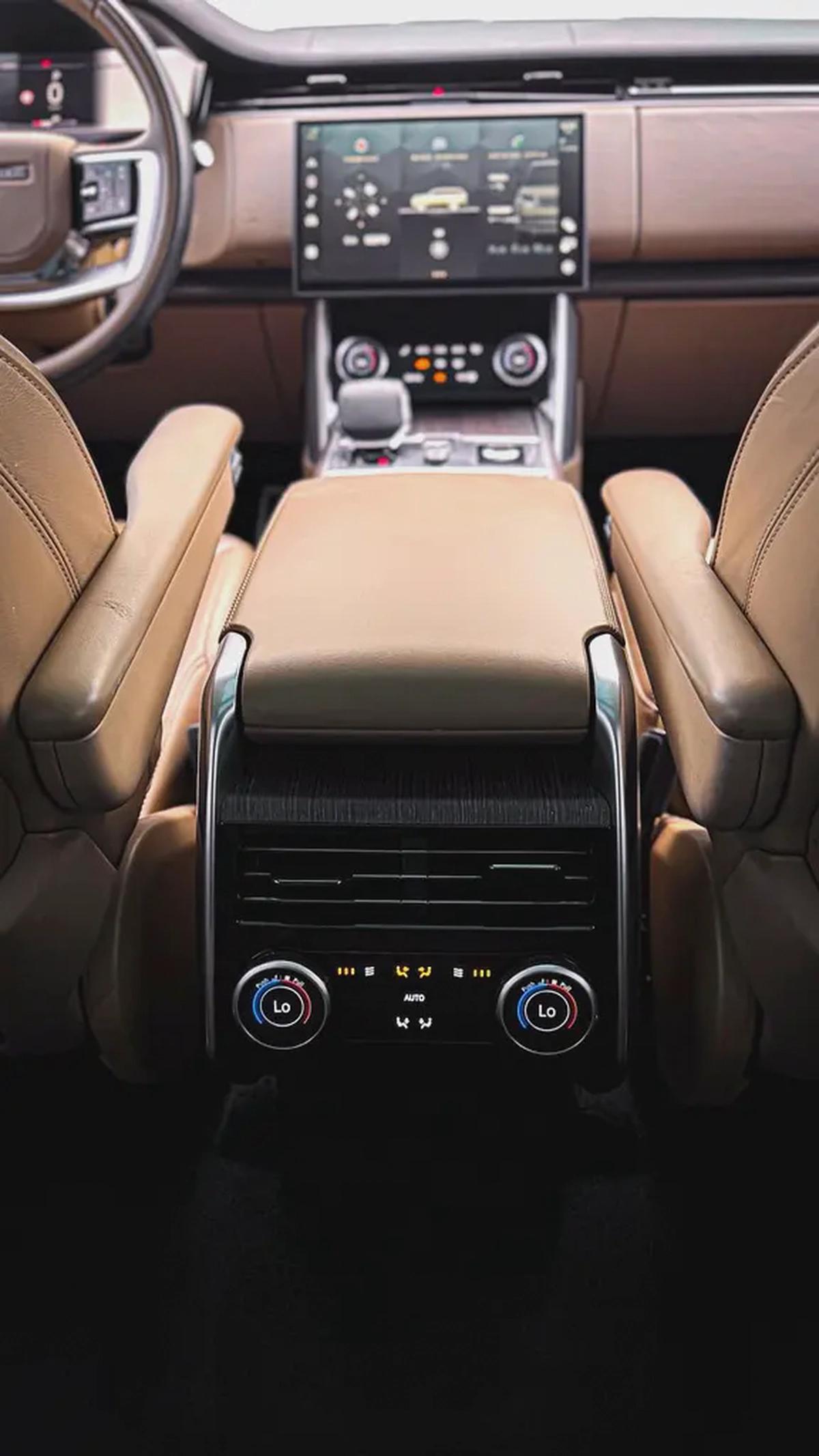 2023 | Range Rover Vogue P530 Autobiography | Low Mileage | 7Seater | Warranty one year-14-14