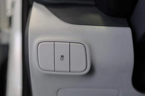 HYUNDAI GRAND i10 MODEL 2026 GCC SPECS