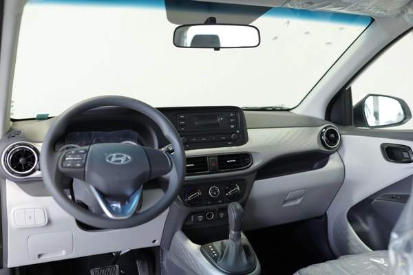 HYUNDAI GRAND i10 MODEL 2026 GCC SPECS