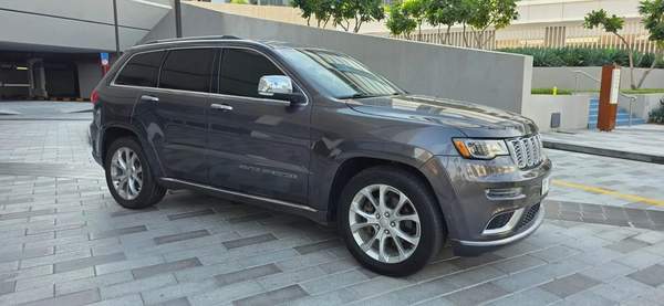 2019 Jeep Grand Cherokee summit-تدخل سوريا -Full option-5.7L/8 cyl Excellent condition-