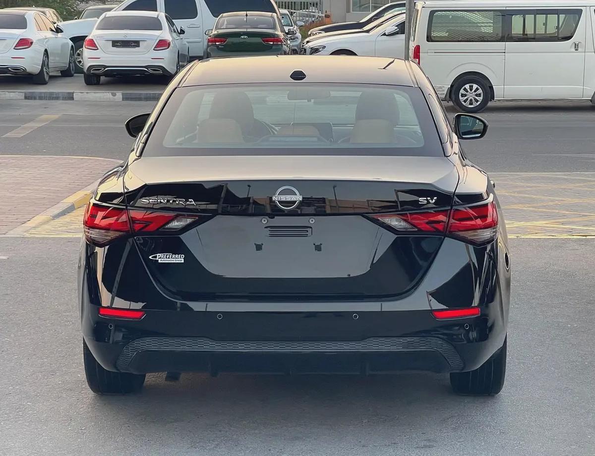 NISSAN - SENTRA - 2024 - SV - 2,0L - AMERICAN SPECS VERY GOOD CONDITION-4-4