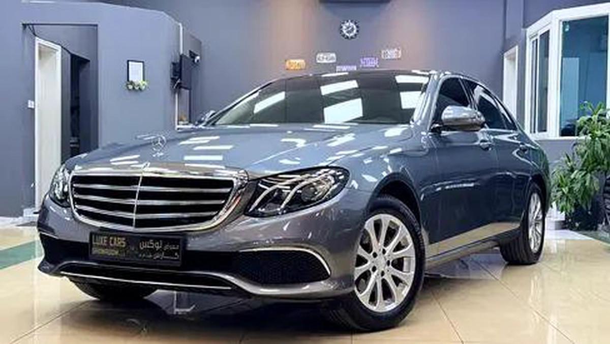 2017 MERCEDES BENZ E-200 GCC 1 st Owner Perfect Condition Full Option-0-0
