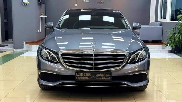 2017 MERCEDES BENZ E-200 GCC 1 st Owner Perfect Condition Full Option