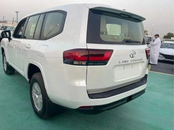 Toyota Land Cruiser 2026 MODEL GCC SPECS