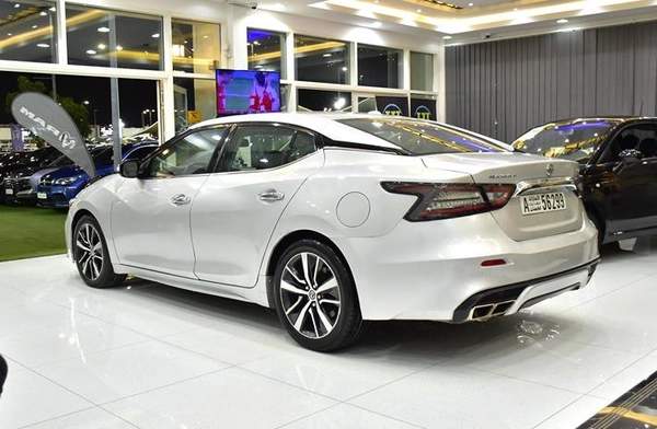 Nissan Maxima SV ( 2021 Model ) in Silver Color American Specs