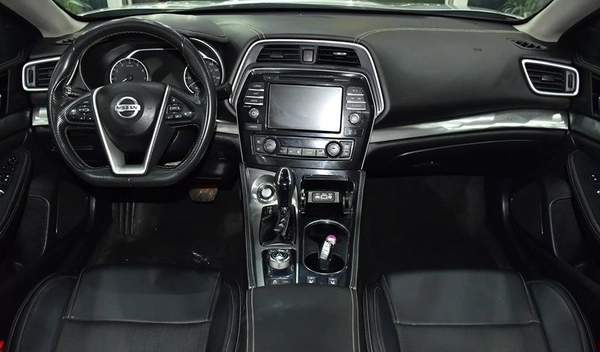 Nissan Maxima SV ( 2021 Model ) in Silver Color American Specs