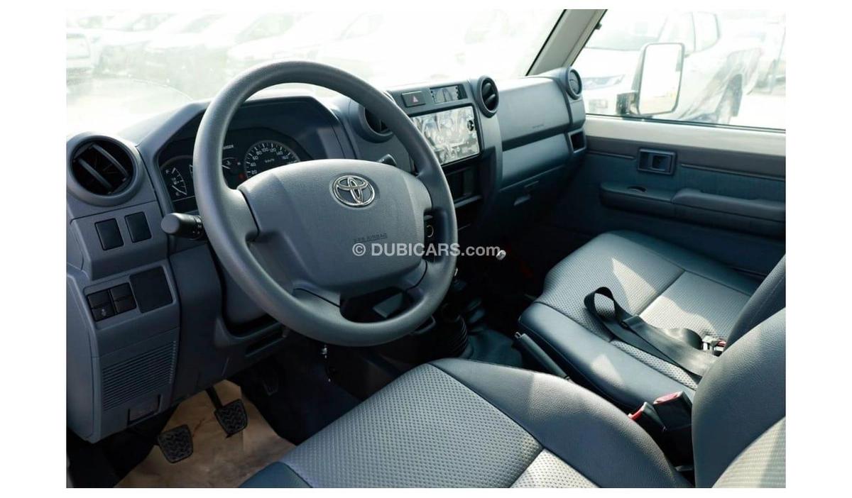Toyota Land Cruiser Pick Up LAND CRUISER LC79 4.5L-10-10