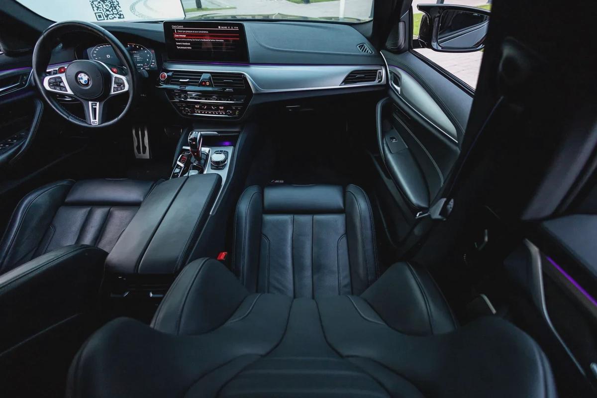 BMW 5 Series M5 Competition 2022-22-22