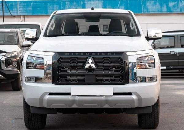 Mitsubishi L200 Mitsubishi L200 Sportero 2.4L Diesel MY2026