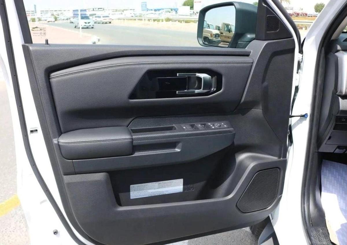 Mitsubishi L200 Mitsubishi L200 Sportero 2.4L Diesel MY2026-17-17