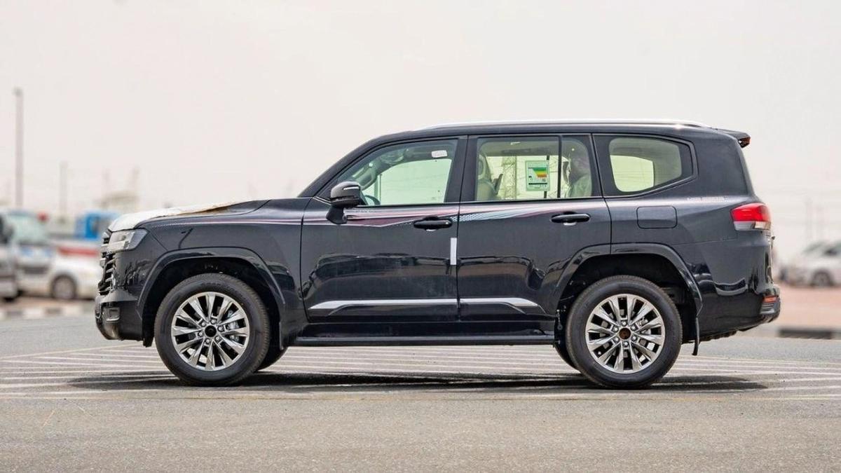 Toyota Land Cruiser 2024 Toyota LC300 GXR Twin Turbo 3.5L Petrol AT - Black-23-23