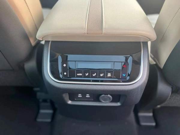 Nissan Patrol SE PLATINUM