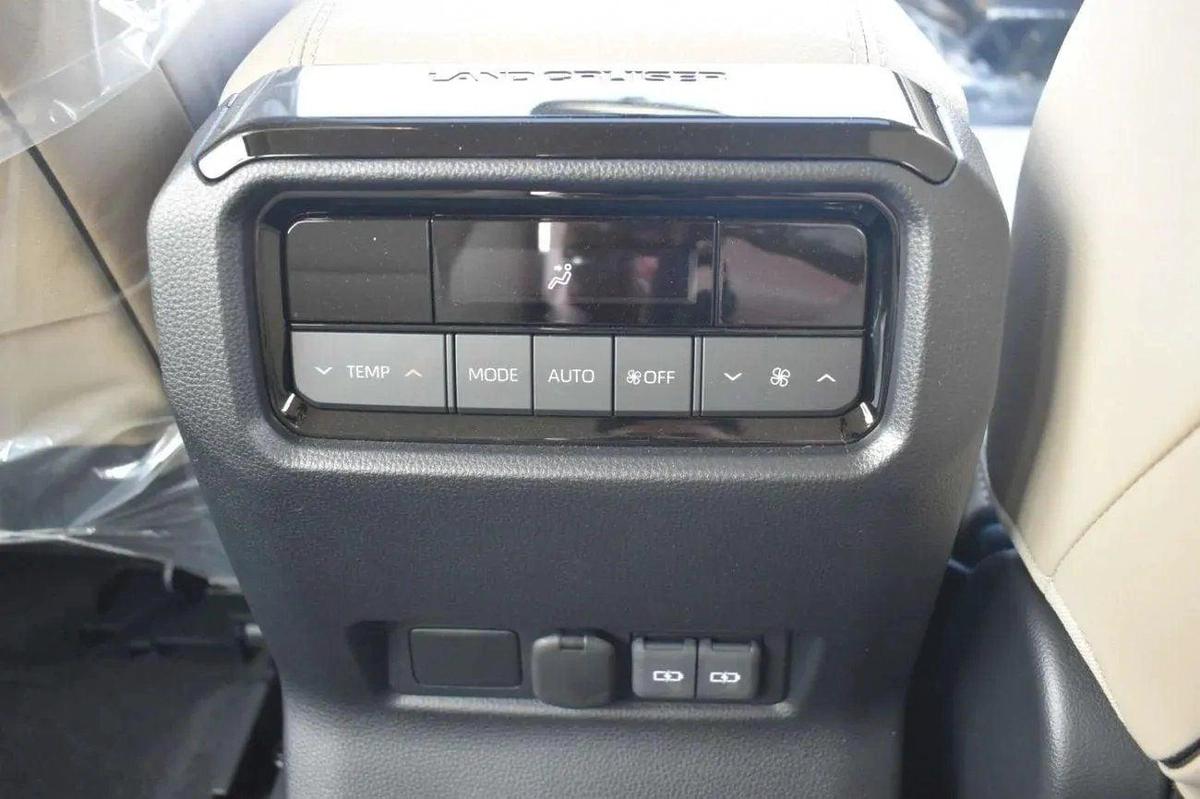 Toyota Prado Prado 2.4L 2026 MID OPTION-14-14
