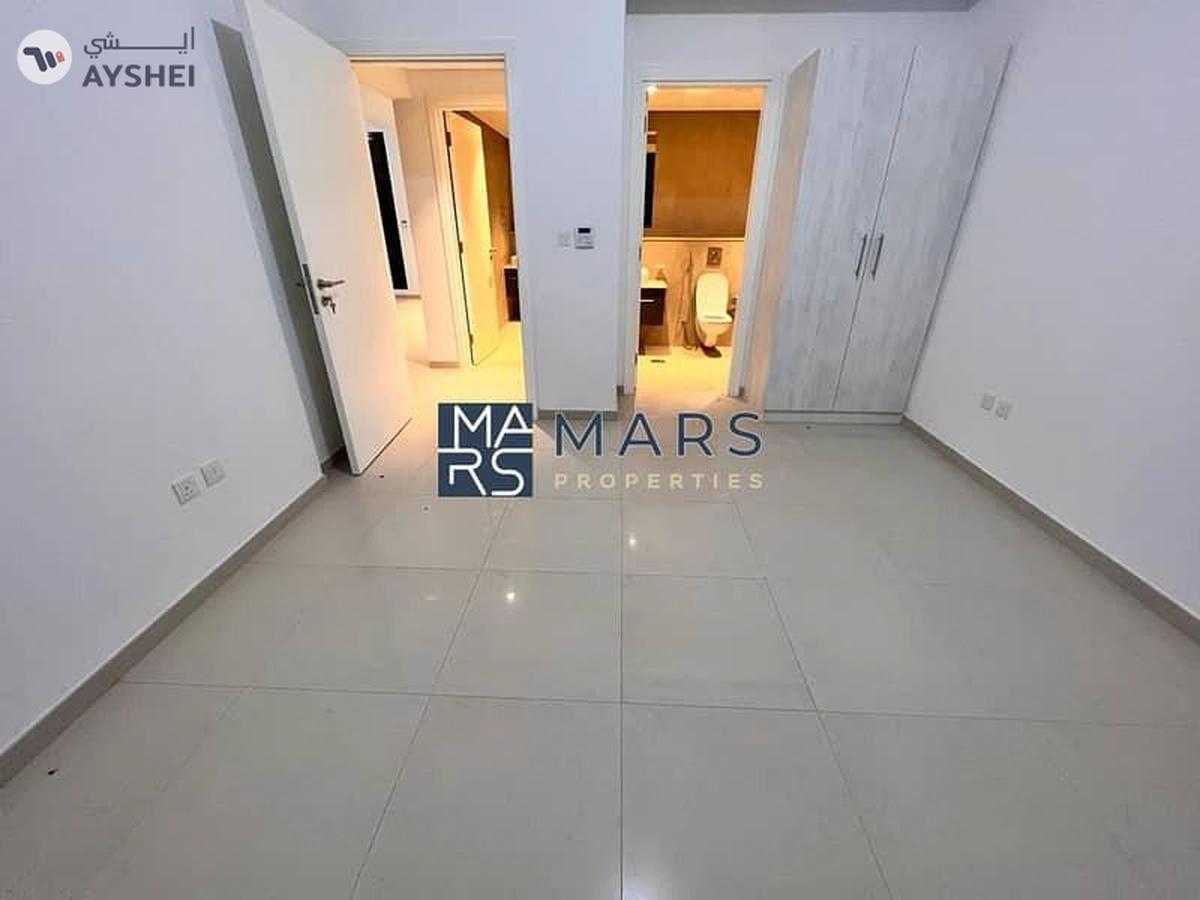 Luxury| Spacious| Signature Villa| Maid Room+ Driver Room| Best Price| Close To Park-9-9