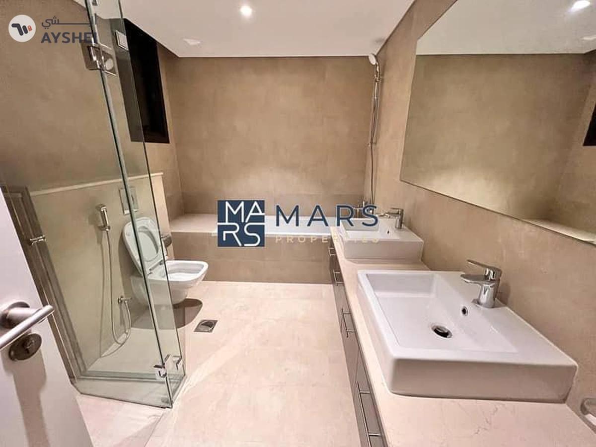 Luxury| Spacious| Signature Villa| Maid Room+ Driver Room| Best Price| Close To Park-14-14