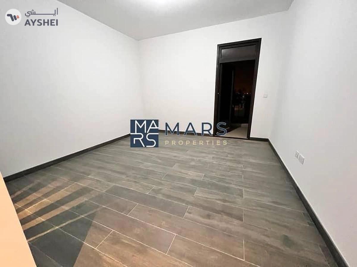 Luxury| Spacious| Signature Villa| Maid Room+ Driver Room| Best Price| Close To Park-20-20