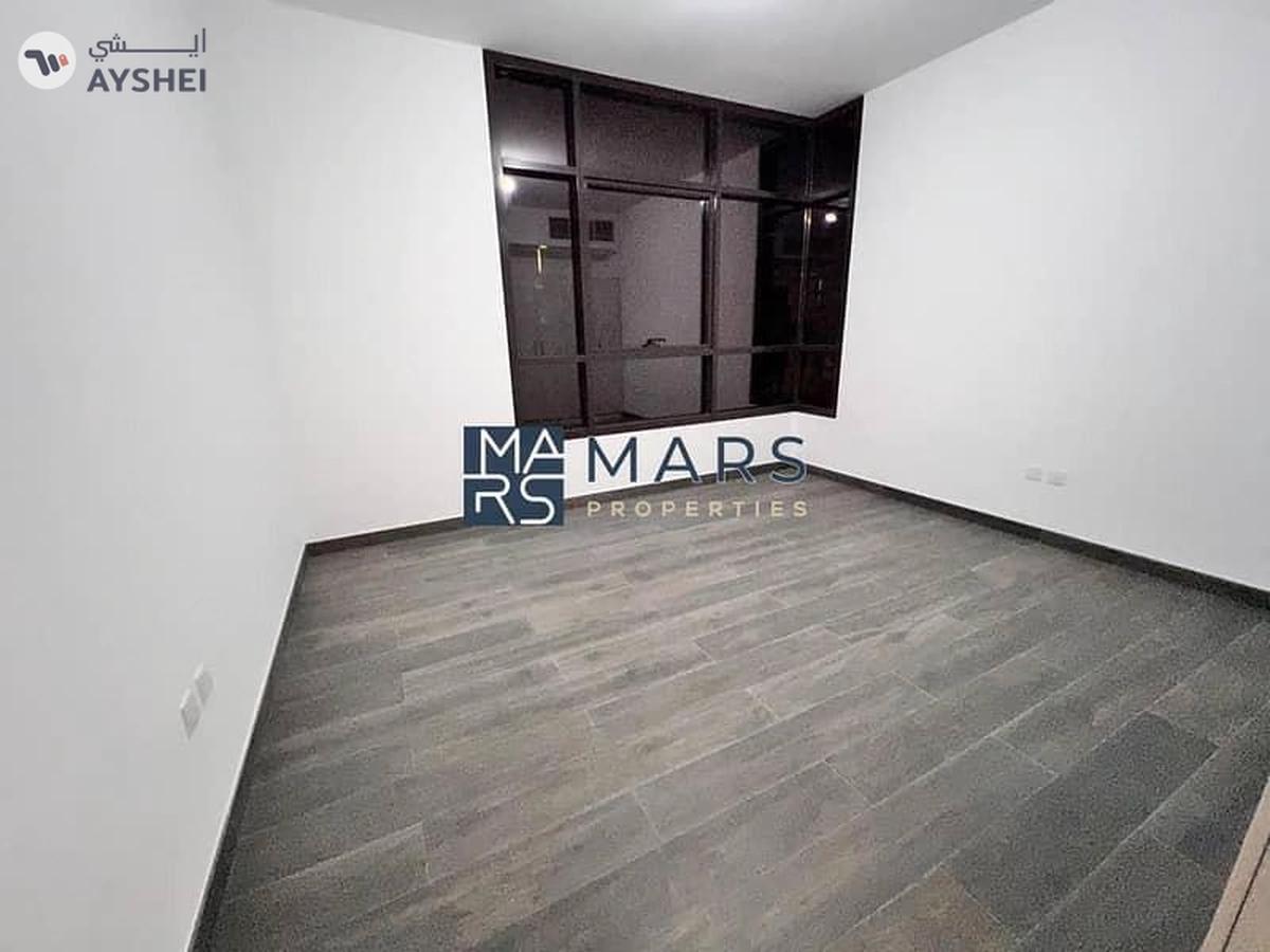 Luxury| Spacious| Signature Villa| Maid Room+ Driver Room| Best Price| Close To Park-27-27