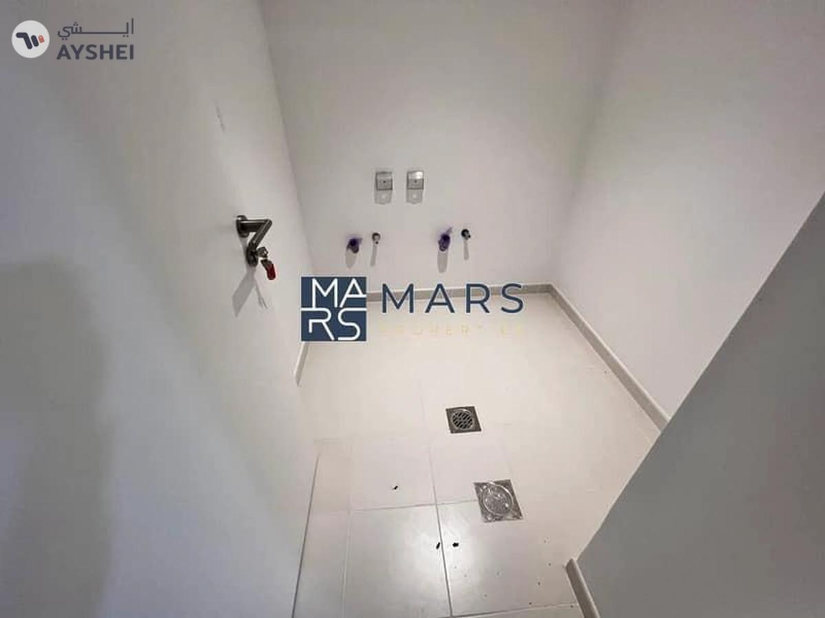 Luxury| Spacious| Signature Villa| Maid Room+ Driver Room| Best Price| Close To Park-7-7