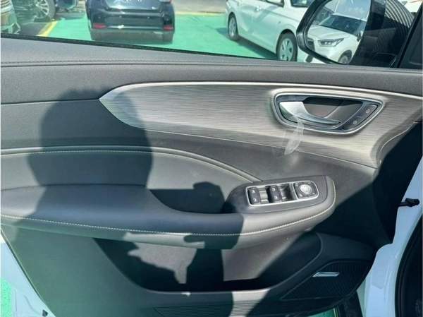 MG RX5 Plus 1.5L Turbo Petrol Automatic 5 Seats 4door