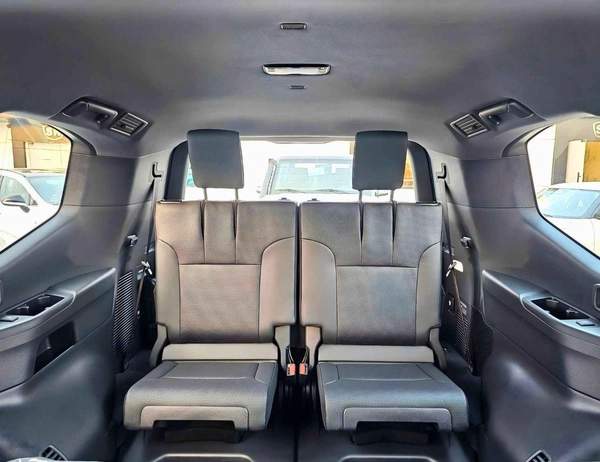 Toyota Land Cruiser VX | 4.0L V6 PETROL | RADAR | BIG DVD | JBL SPEAKERS | 360*CAMERA | SUNROOF (CODE#VX4MA)