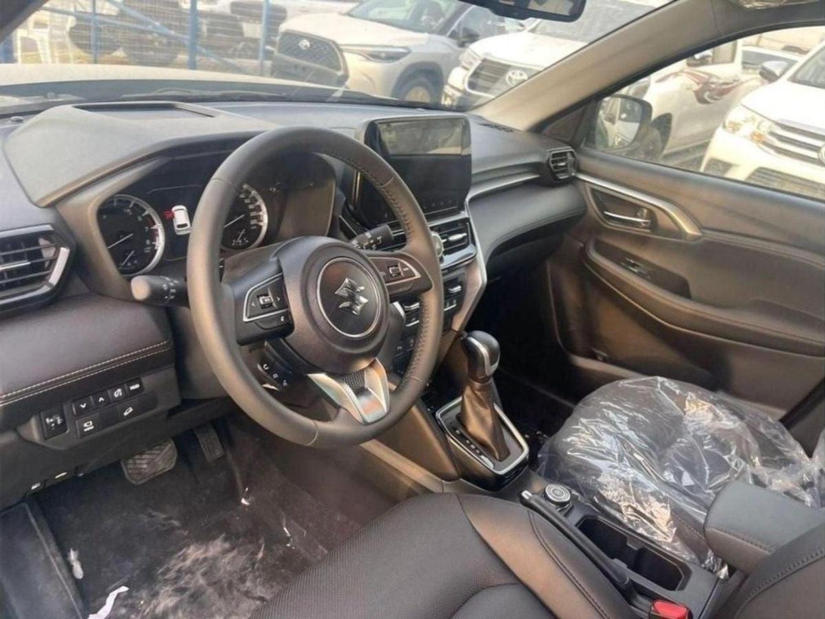 Suzuki Grand Vitara GLX | Full Option | 1.5L 4WD Hybrid | Panoramic Sunroof | HUD| 360 camer-9-9