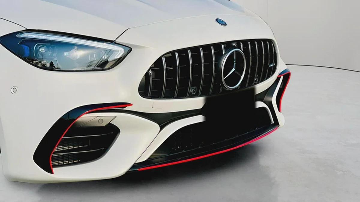 BENZ C63s | E PERFORMANCE | 2024 | 1739Km ONLY| BRAND NEW | FRESH JAPAN IMPORT-3-3