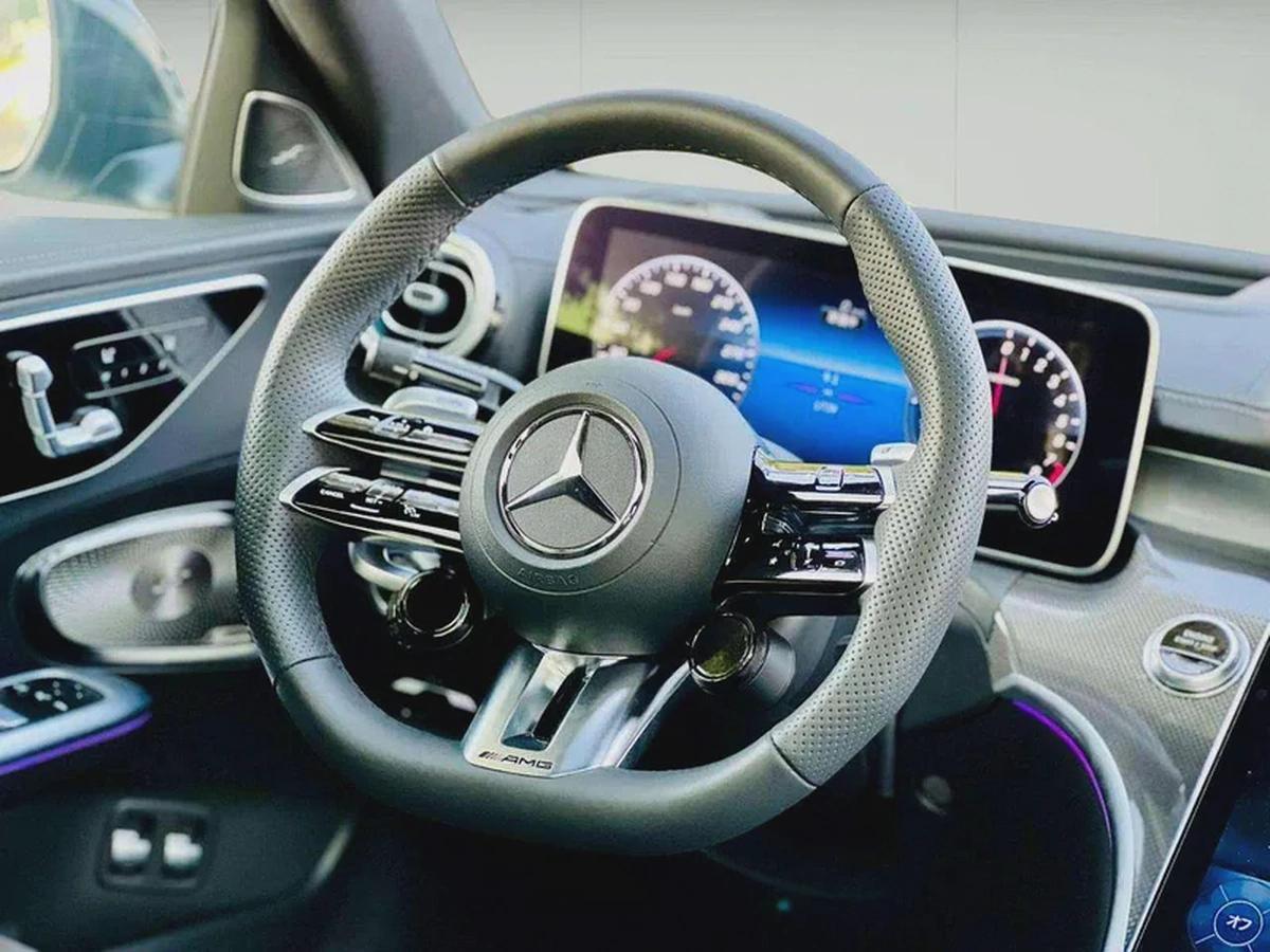 BENZ C63s | E PERFORMANCE | 2024 | 1739Km ONLY| BRAND NEW | FRESH JAPAN IMPORT-17-17